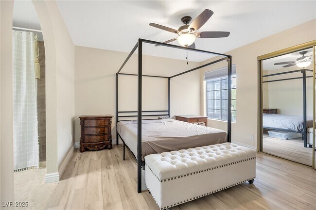 Building Photo - 2200 S Fort Apache Rd