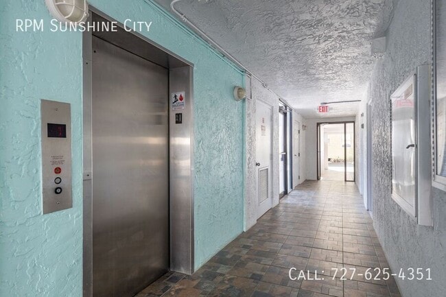 Building Photo - 403 Gulf Way