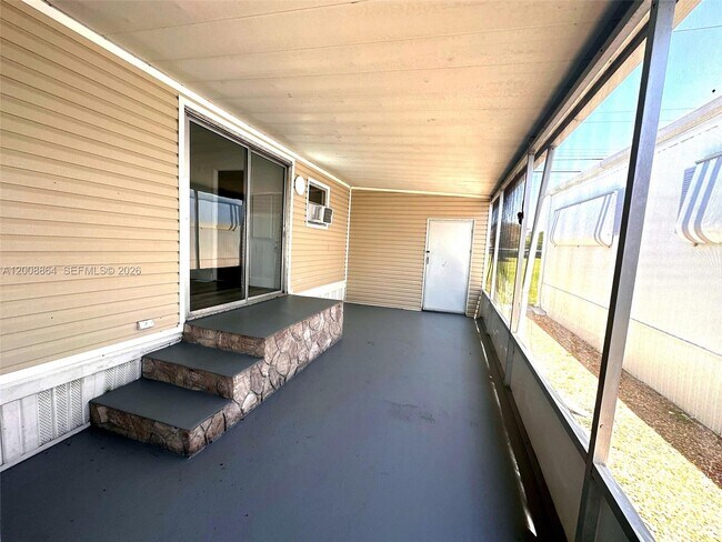 Building Photo - 2957 SW 54th St
