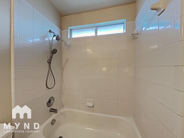 Building Photo - 9106 Granberry Pass