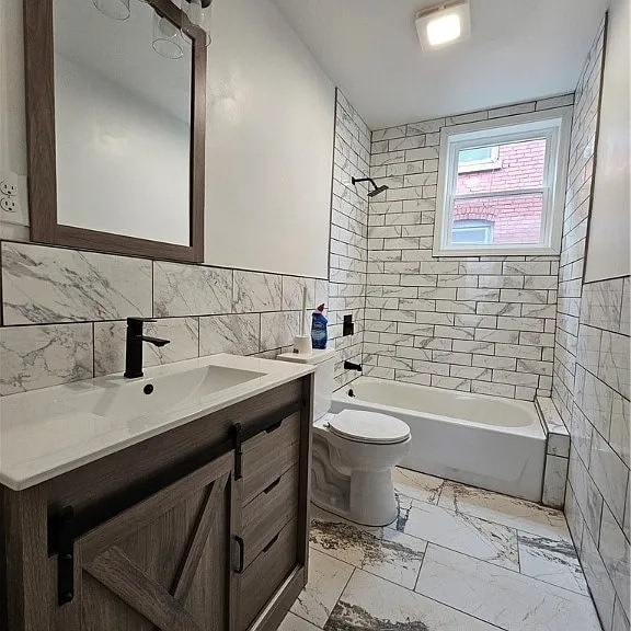 Building Photo - 923 Rutger St