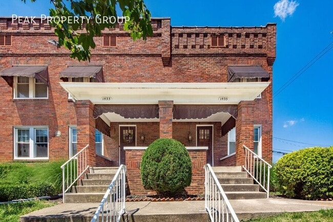 Building Photo - 1425 Northwest Blvd