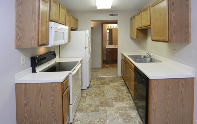Building Photo - 3509 S Willow Ave
