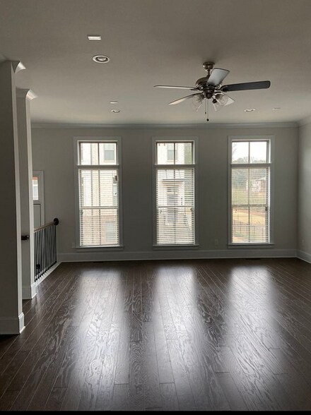 Building Photo - 591 Alexander Hills