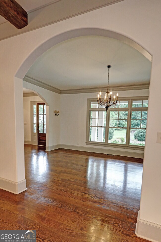 Building Photo - 1178 Chambord Way NE
