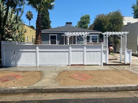 Building Photo - 10847 Hesby St