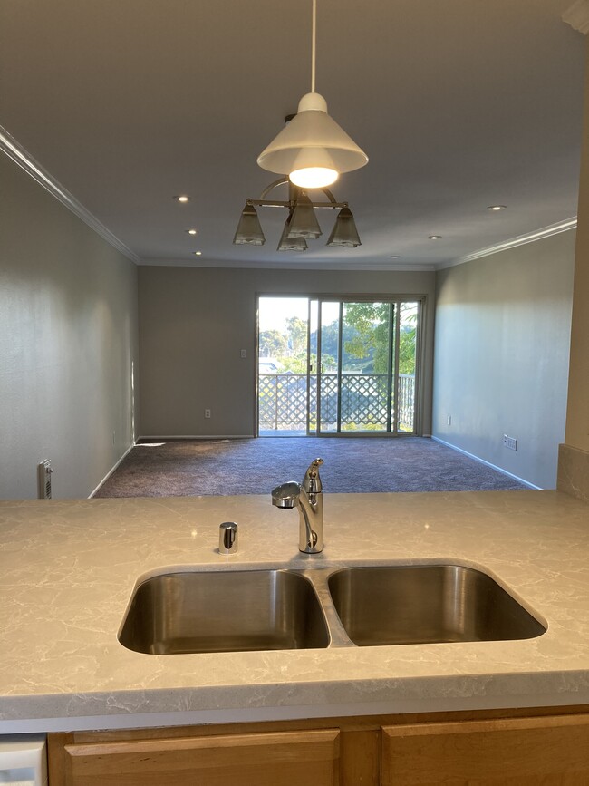 Building Photo - 4198 Mt Alifan Dr