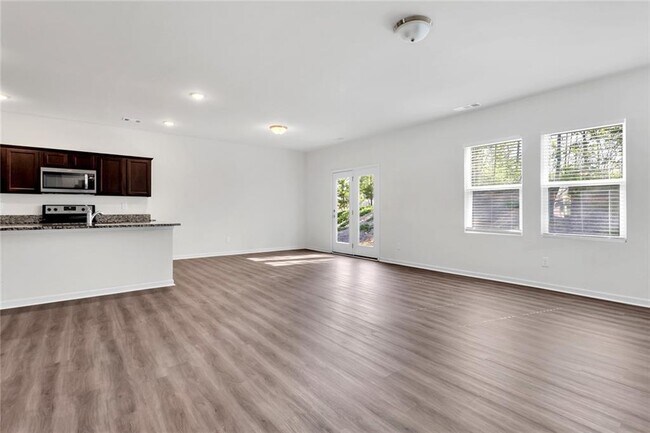 Building Photo - 4855 Darby Dr