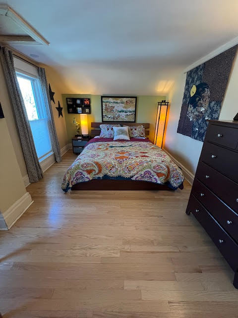 Building Photo - 1533 Dempster St