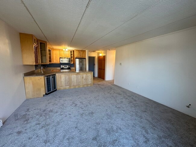 Building Photo - 46 Cochituate Rd