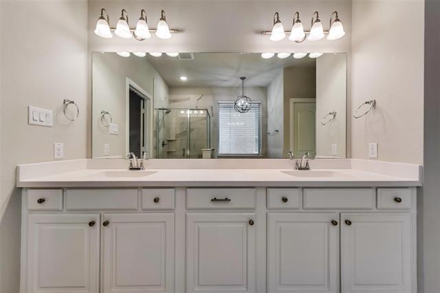 Building Photo - 7021 Spring Park Dr