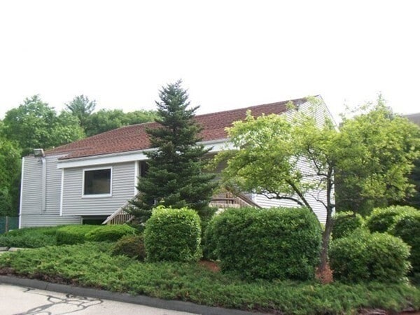 Building Photo - 200 Burkhall St