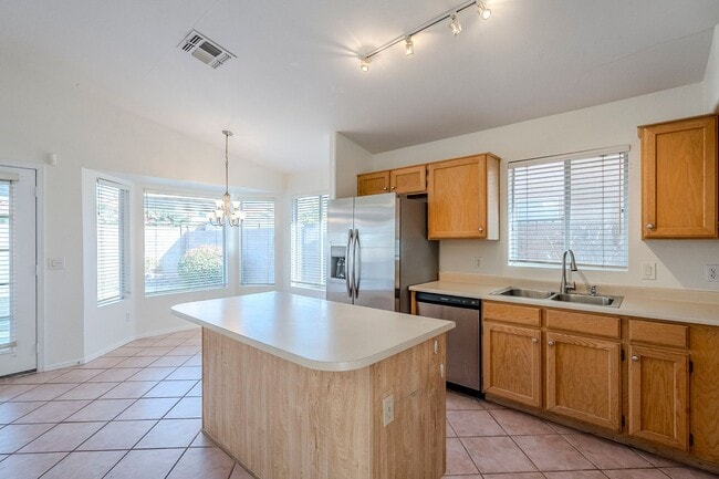 Building Photo - Beautifully Updated 4-Bedroom Home with Easy Access to Loop 101!