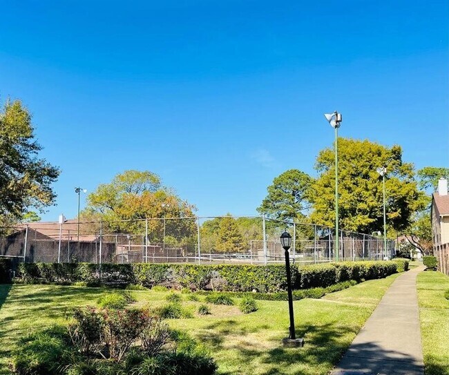 Building Photo - 5801 Lumberdale Rd