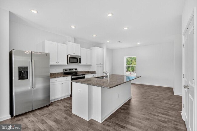 Building Photo - 2604 Cougar Ln