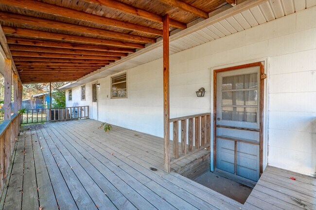 Building Photo - 3611 Old Ringgold Rd