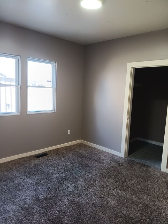 Primary Photo - Rentschler Duplex