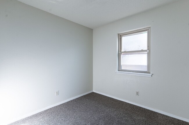 Building Photo - Rent to Own Home Available in Oklahoma City!