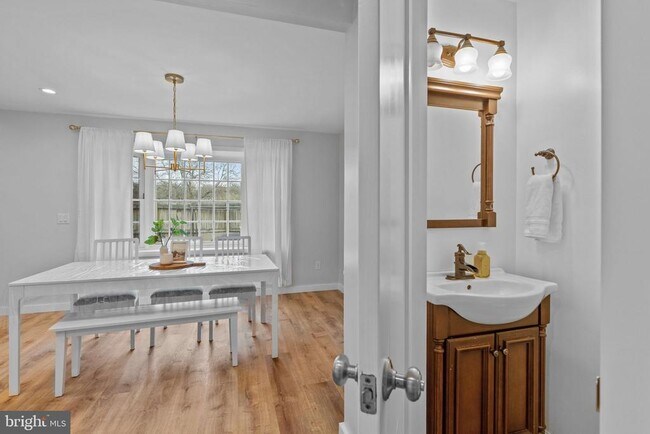 Building Photo - 1232 Peggy Dr