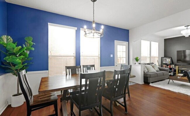 Building Photo - 7402 Hollister Rdg