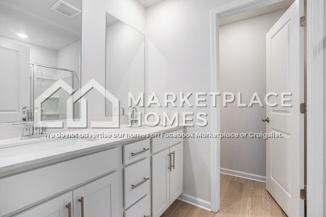 Building Photo - 2115 Avalon Rdg