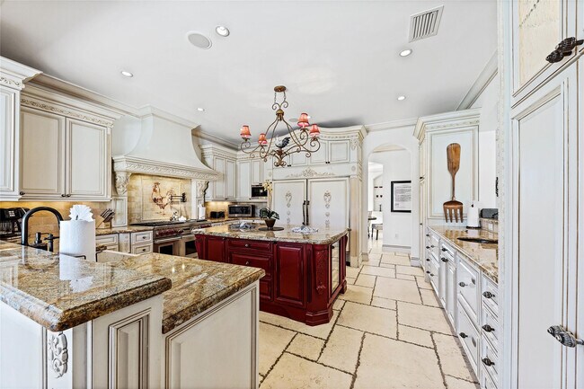 Building Photo - 42 Nurmi Dr