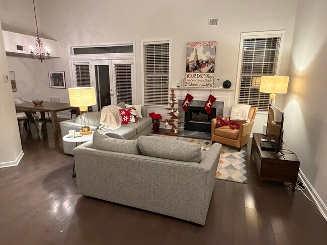 Building Photo - 1304F Garden Wall Cir