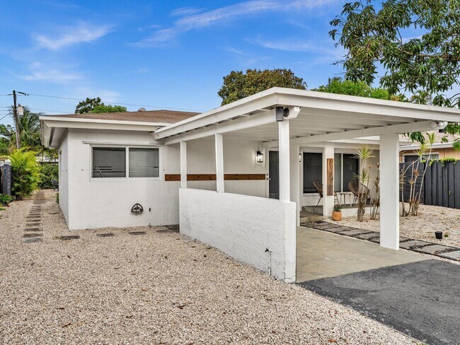 Building Photo - 1617 NW 7th Ave