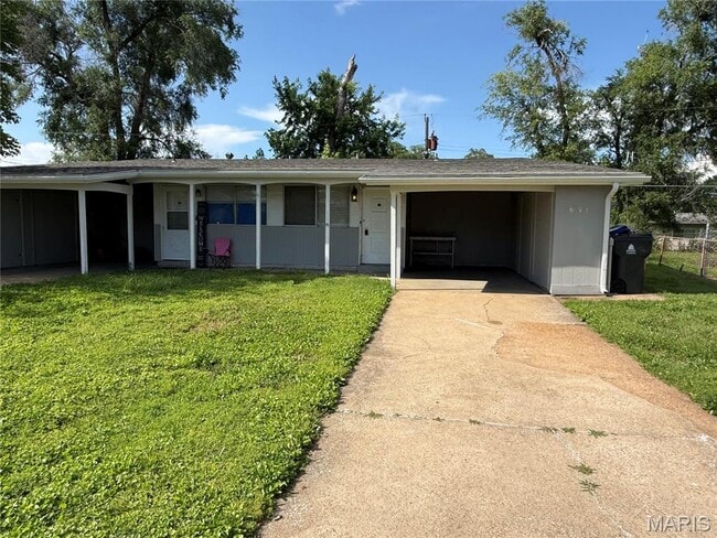 Building Photo - 651 Southwell Ln
