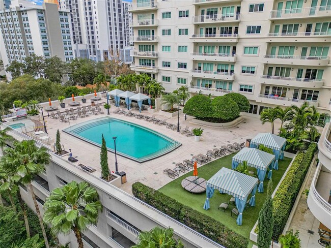 Building Photo - 100 S Eola Dr