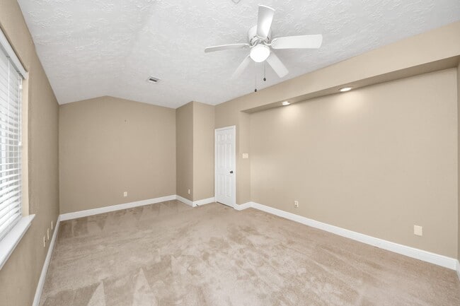 Building Photo - 3834 Carya Cir