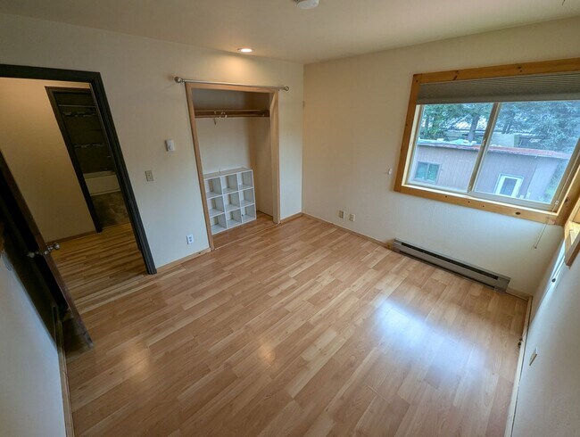 Building Photo - 8496 Thunder Mountain Rd