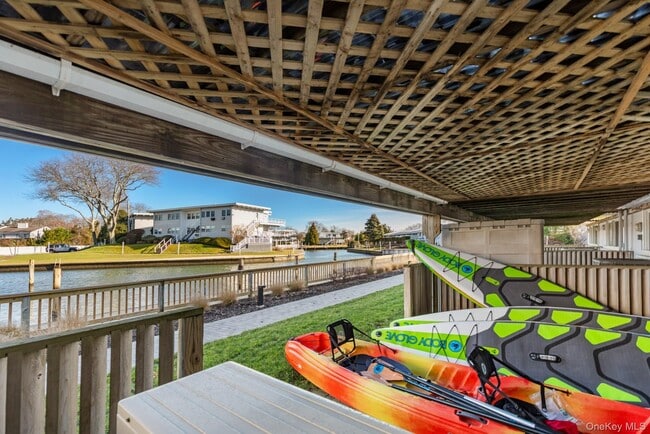 Building Photo - 3047 Mitchell Rd