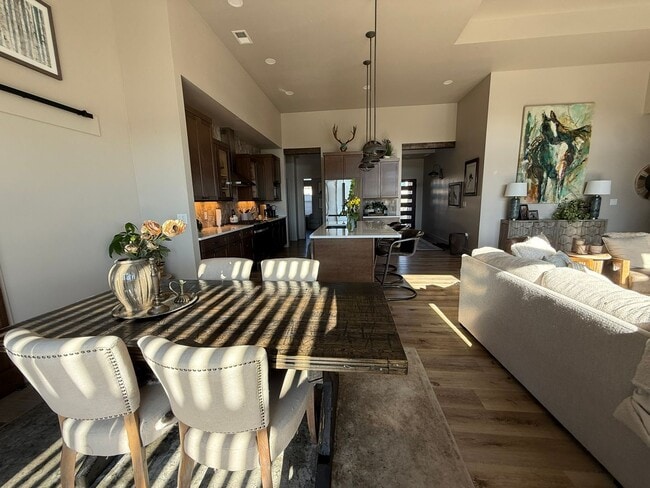 Building Photo - Your Private Oasis Awaits: Spacious 4BR Home with Premium Amenities