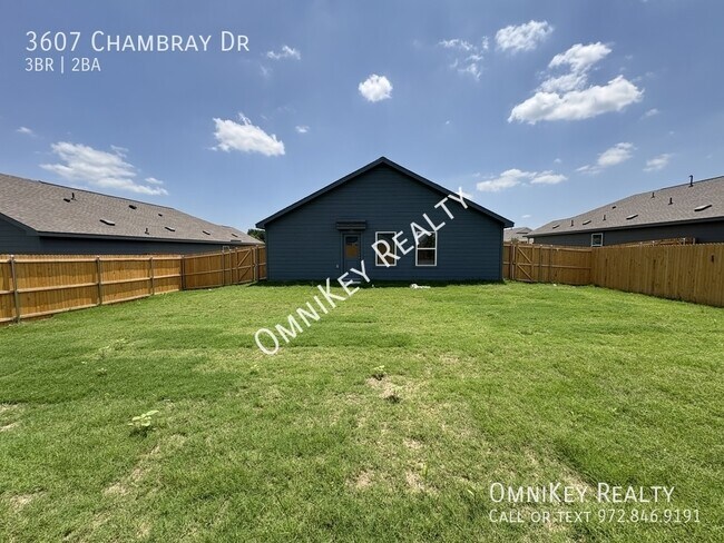 Building Photo - 3607 Chambray Dr