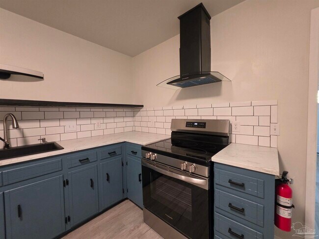 Building Photo - 9440 Guidy Ln