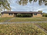 Building Photo - 638 S Woodlawn Blvd