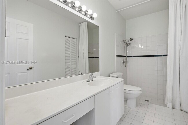Building Photo - Seagrape Way, Hollywood, FL 33019 - 2 BR 2 BA townhouse