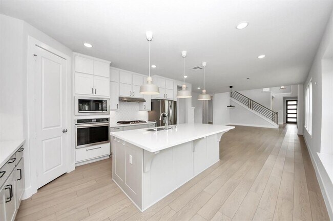 Building Photo - 14923 Rutledge Crk Ln
