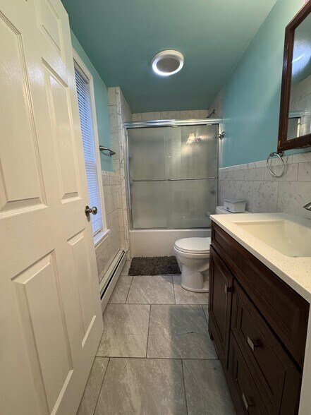 Building Photo - 21 Summer St