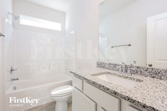 Building Photo - 715 Ridgemoor Trl