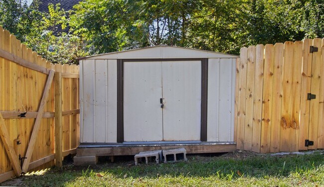 Building Photo - 2766 Applemill Ct