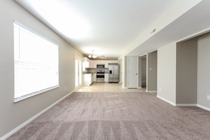 Building Photo - 7414 Angus Way