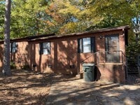 Building Photo - 352