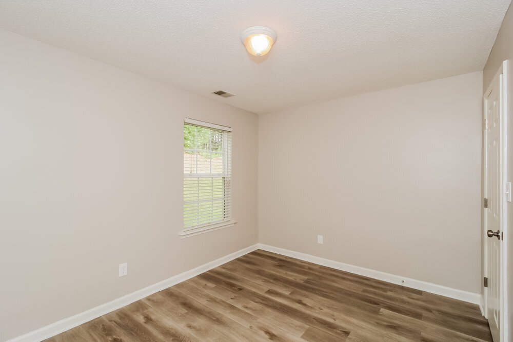 Building Photo - 1260 Augusta Woods Dr