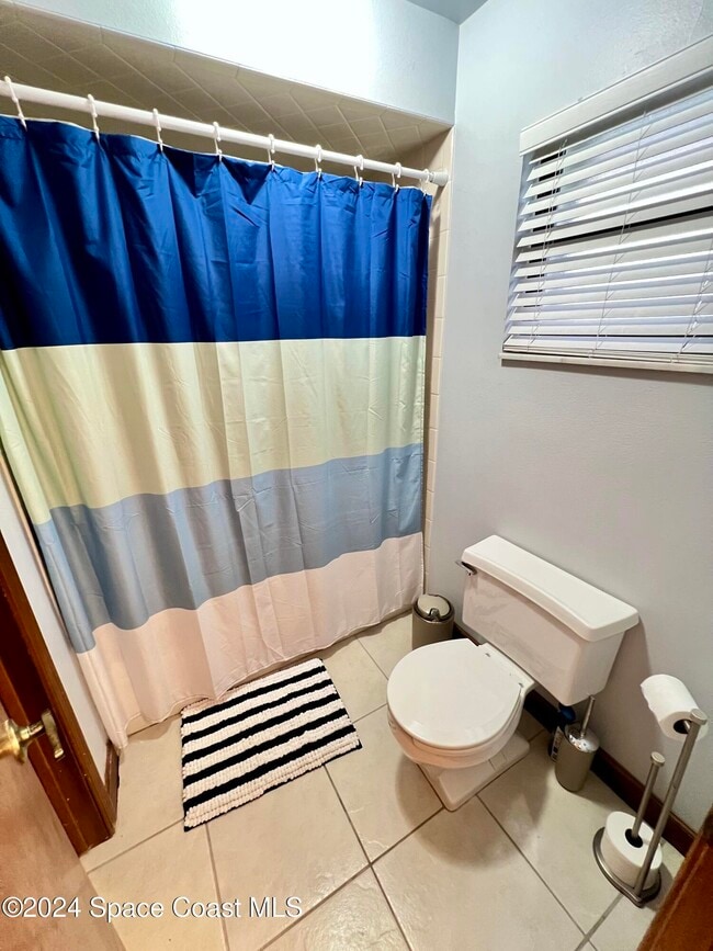 Building Photo - 416 Sailfish Ave