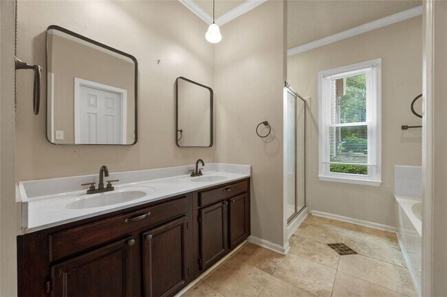 Building Photo - 7536 Stonebridge Bay Ct