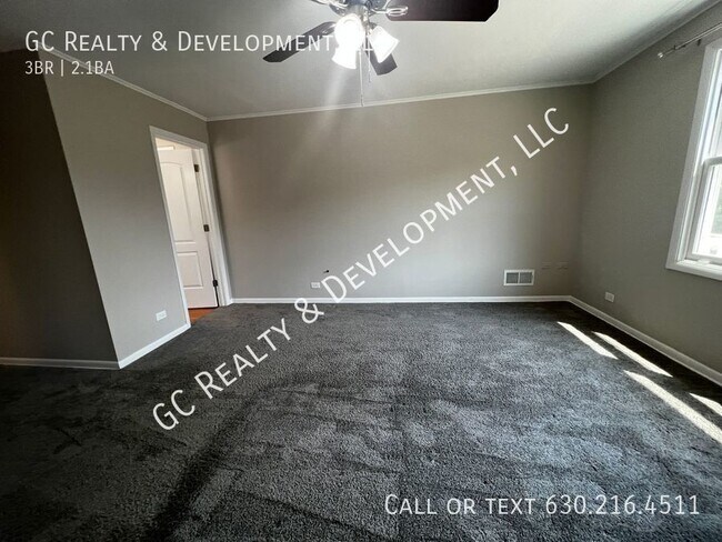 Building Photo - ***SINGLE FAMILY FLOSSMOOR HOME / 3 BDRM /...