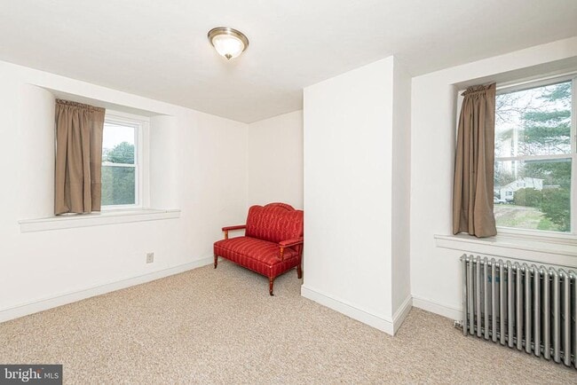 Building Photo - 804 Sanatoga Rd