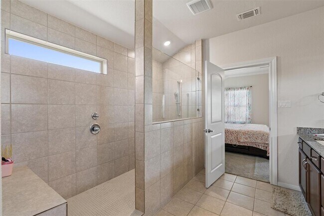 Building Photo - 113 Yellow Thistle Cv